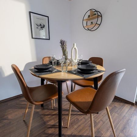 Pitlane-Apartment Herresbach ภายนอก รูปภาพ